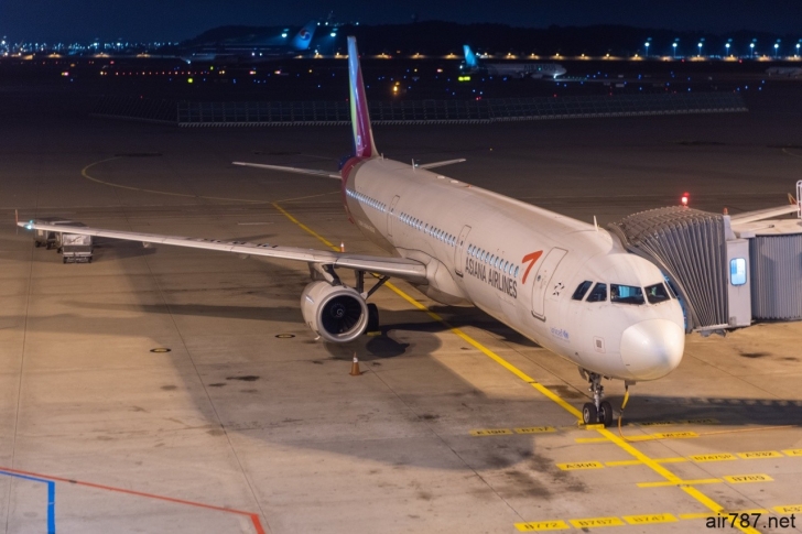 搭乗記 Oz178 Nh6896 アシアナ航空 仁川 東京 羽田 エコノミー Ih別館
